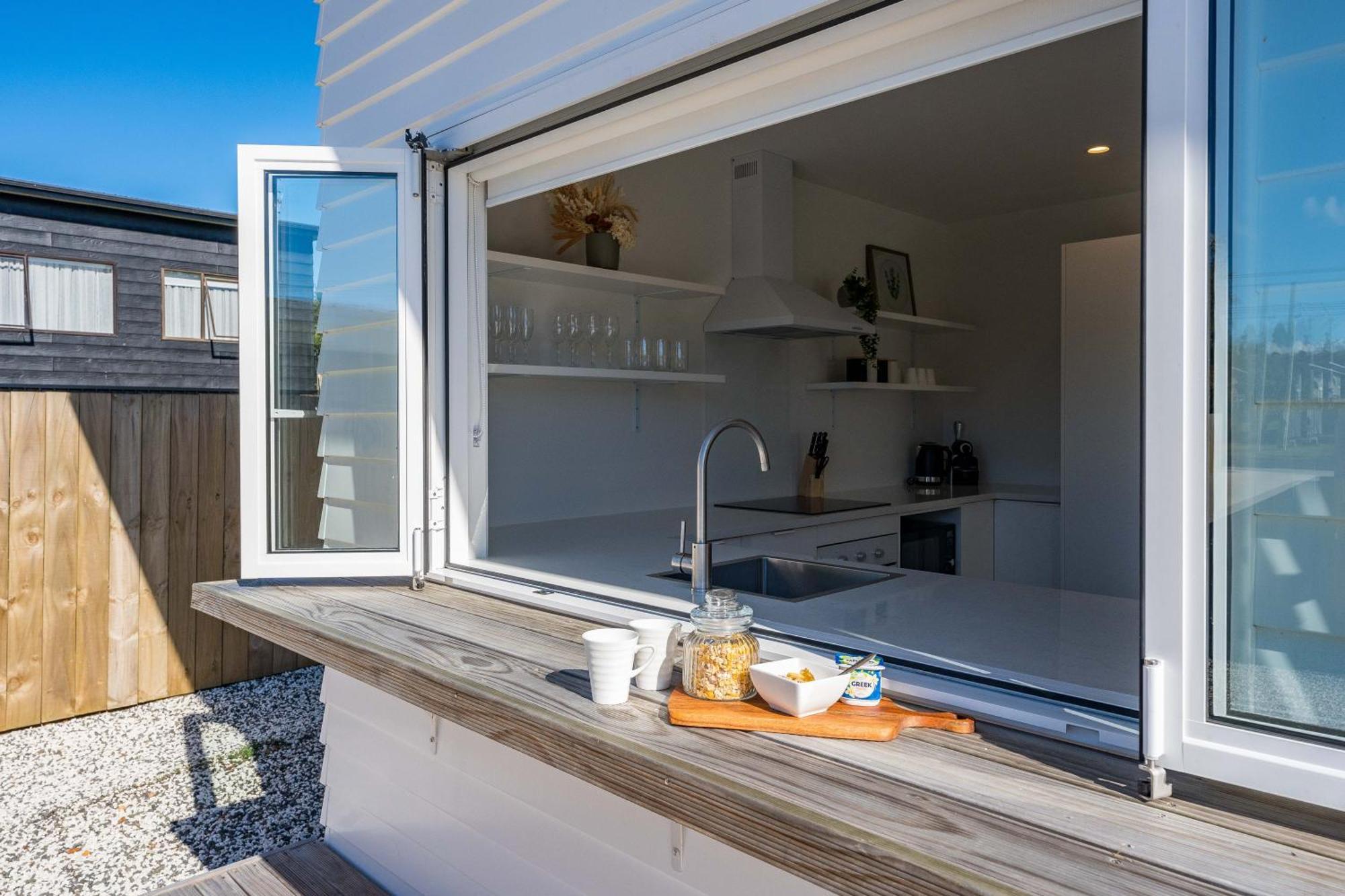 Close To Town & Lake - Lac Taupo Extérieur photo